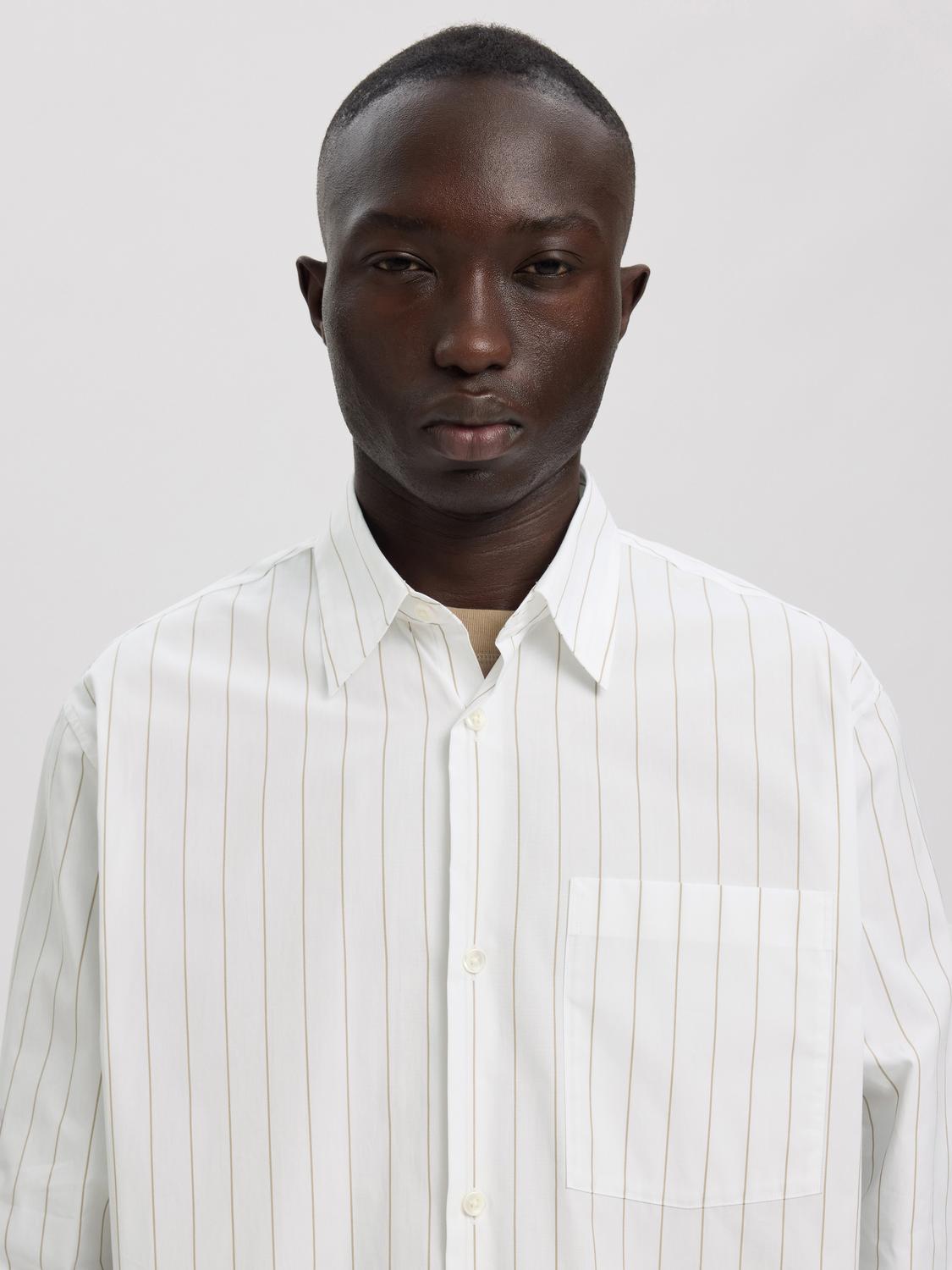 model_shot-detail
